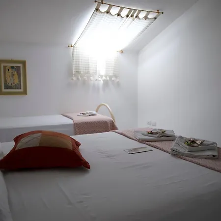 Lägenhet Casa Tonina Carloforte (Isola di San Pietro)