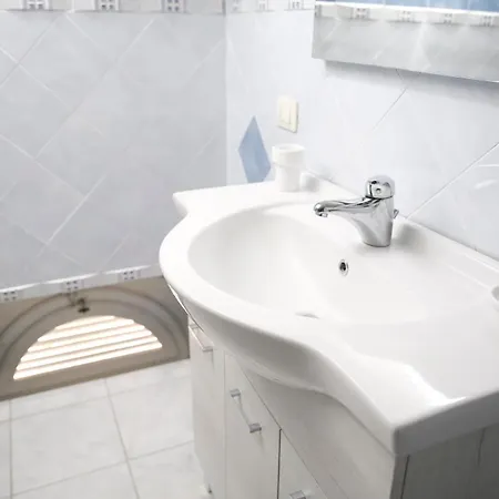 Casa Tonina *