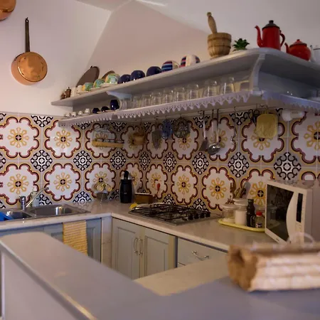 Casa Tonina * Carloforte (Isola di San Pietro)